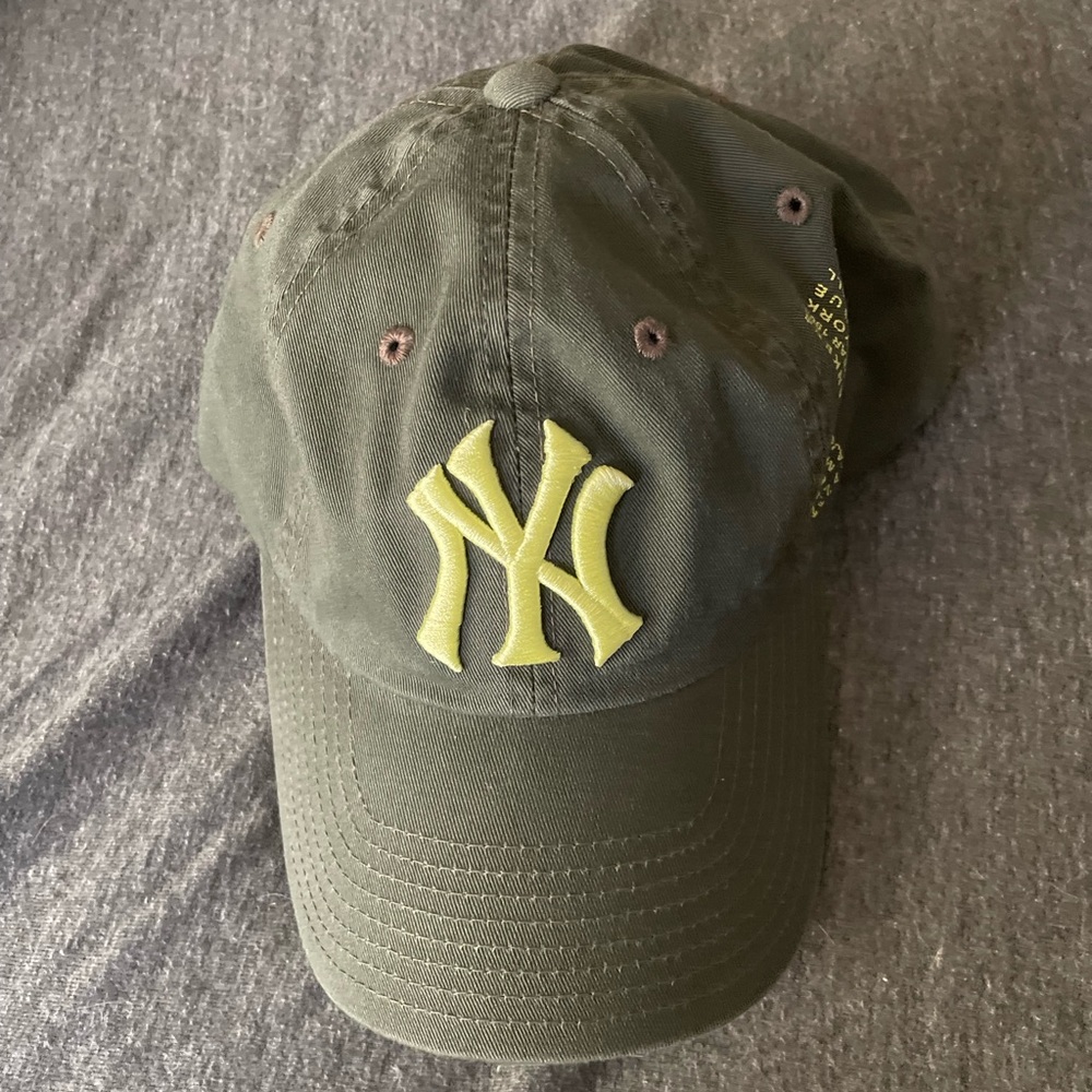 New York Yankees Adjustable Hat